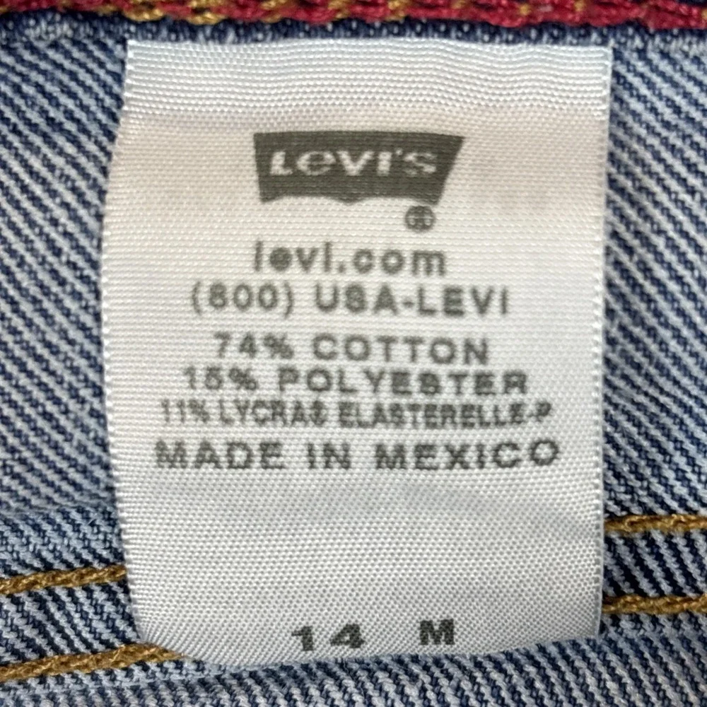 VTG Levi's 512 Slim Tapered Women's Jeans Size 14M Whiskering Y2K